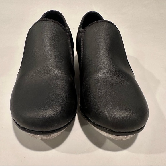 ⭐️HP⭐️Theatricals Slip on Tap Shoe 5 - Picture 4 of 6